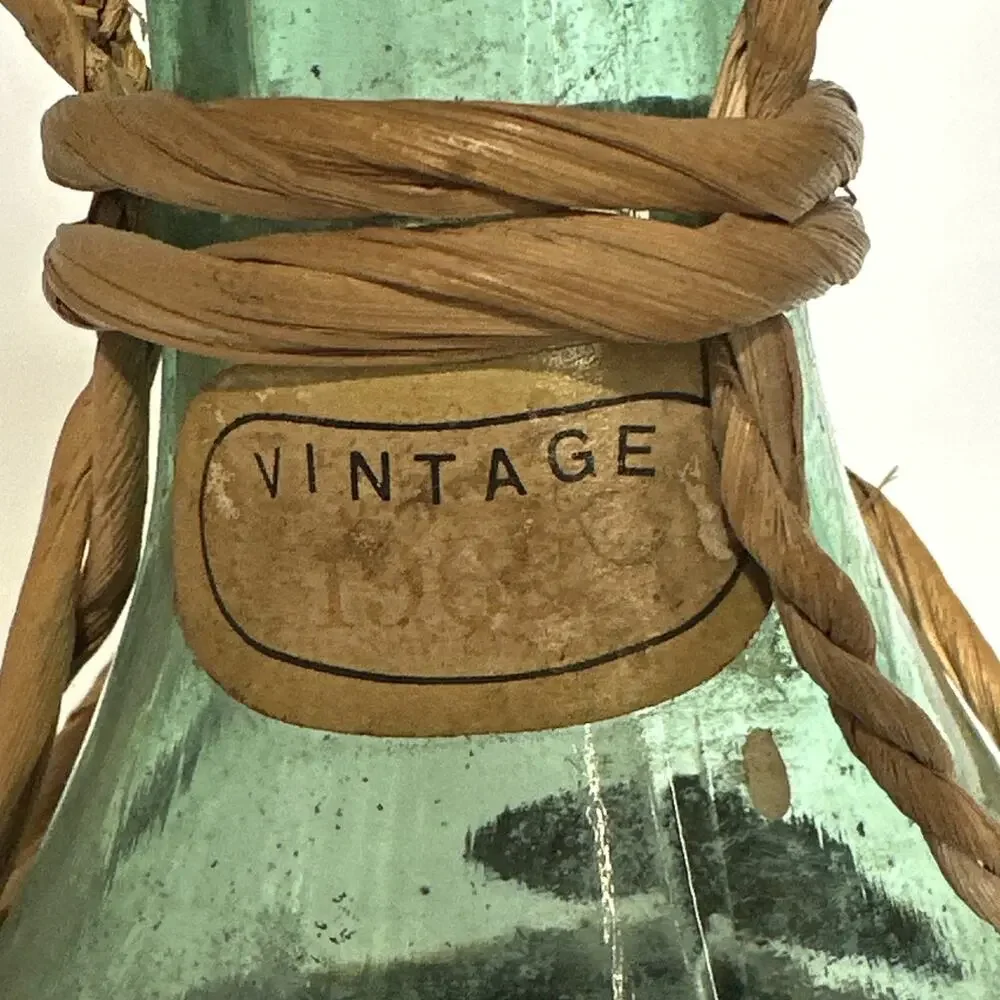 1962 Vintage Del Gamba Chianti Vino Wine Bottle WICKER Rattan Wrap Italy 11x5”